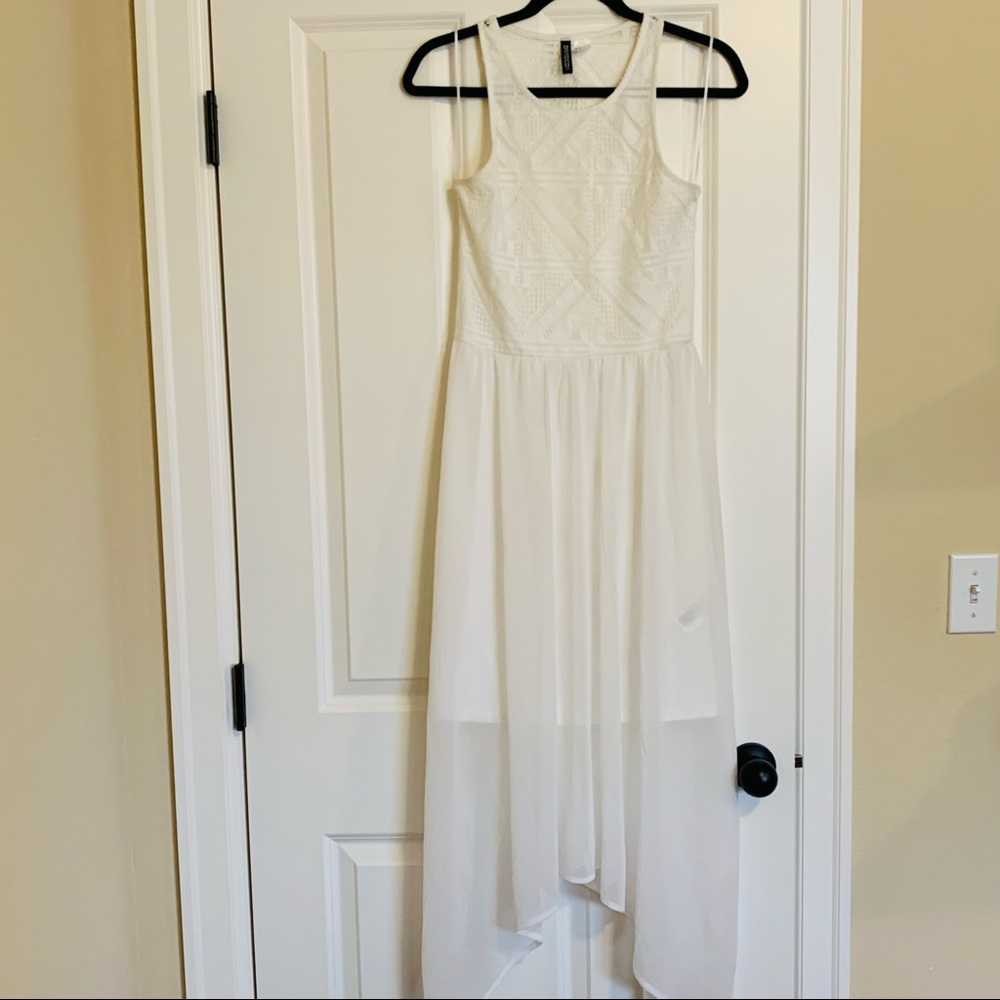 H&M Divided- White Lace Midi Dress